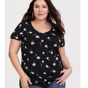 Torrid black seashell tee classic fit size 0